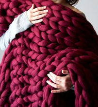 Load image into Gallery viewer, &quot;Jumbo Knit&quot; Wool Blanket