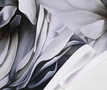 Load image into Gallery viewer, Blanc en Bloom