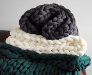 "Jumbo Knit" Wool Blanket
